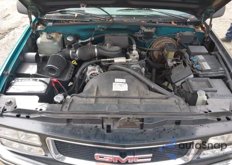 1996 GMC Sierra C1500 z USA, uszkodzony, nr VIN 1GTEC14W5TZ540980